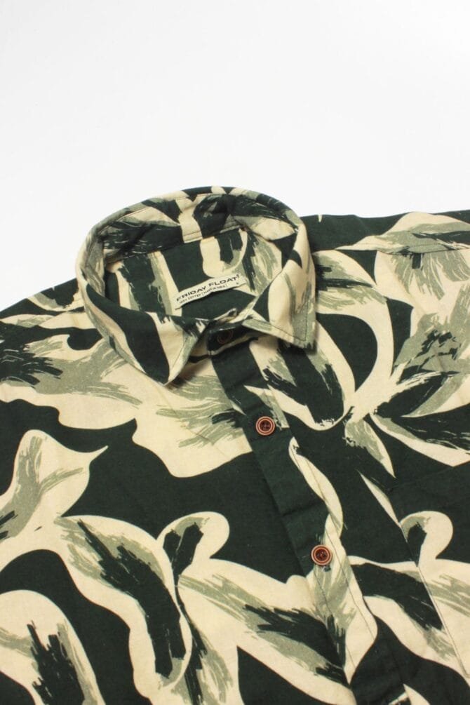 Dark Green Cotton Linen Beach Shirt - Image 2