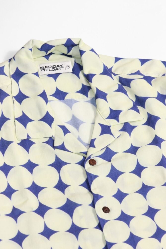 Geometric Print Cuban Shirt for Men - Image 4